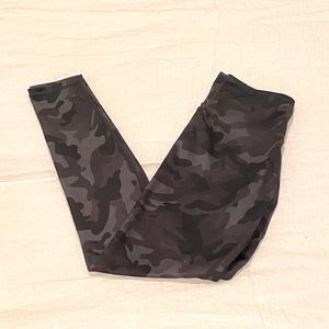NWOT Camo Leggings
